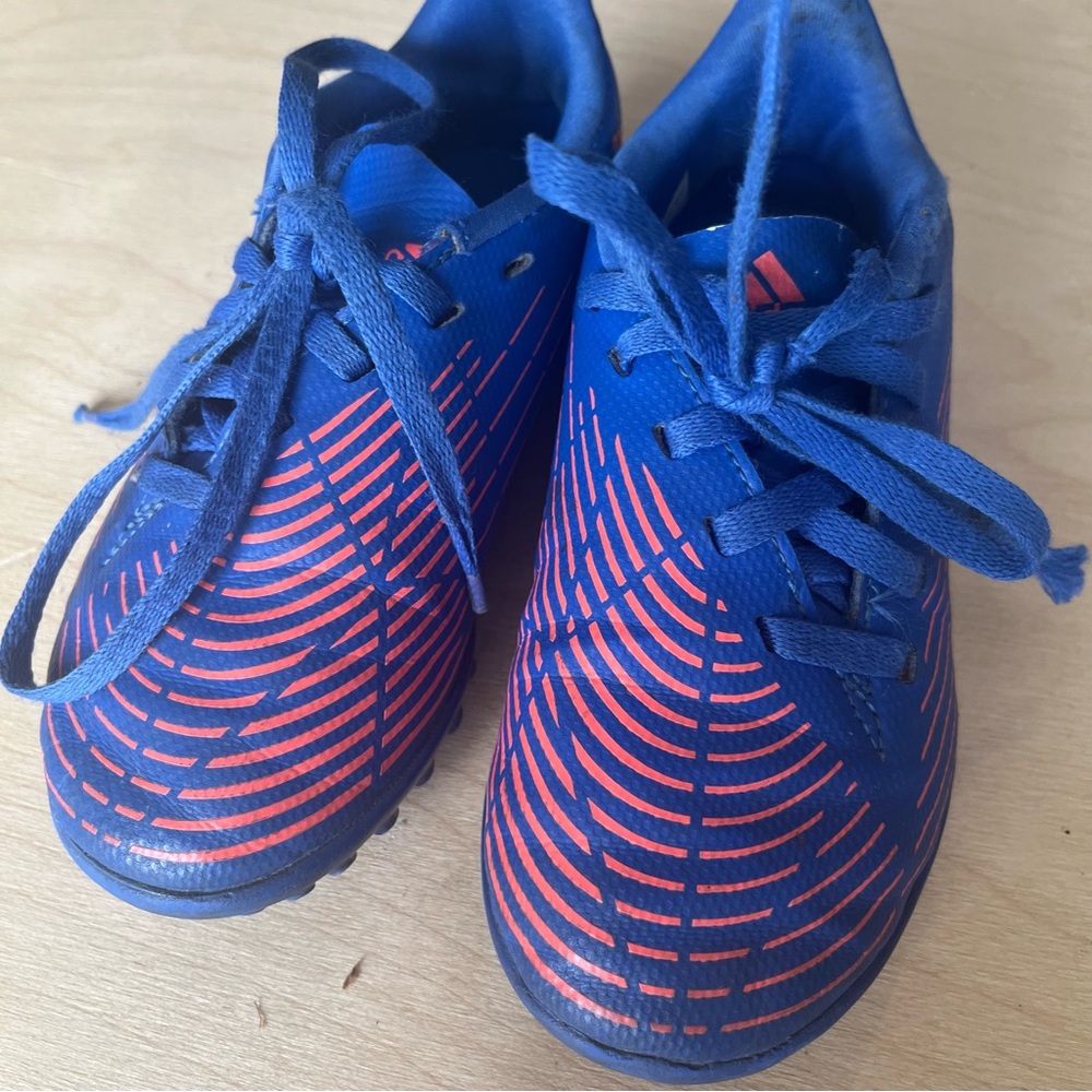 Adidas Kids indoor cleats in Blue US12 kid